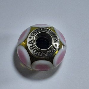 PANDORA MURANO GLASS BEAD CHARM WITH YELLOW CLEAR BACKGROUND AND PINK HEARTS